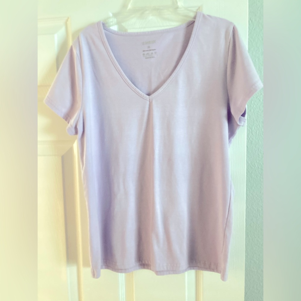 Shein xl lilac v neck runs smaller like large